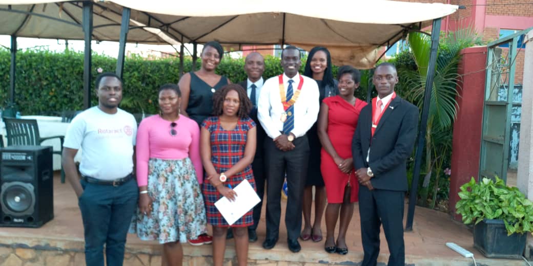 RctLubowa's tweet photo. The Board together with the DRR @JSKiwanuka, Country Chair @iamnyabwana and the ADRR @joan_nairuba during the DRR's Official visit on Monday. It was such a challenging, insightful and awesome day. 
@LubowaRotary 
@RotaryUganda 
@RotaractUganda 
@robertk24 https://t.co/sQAgGDayY5
