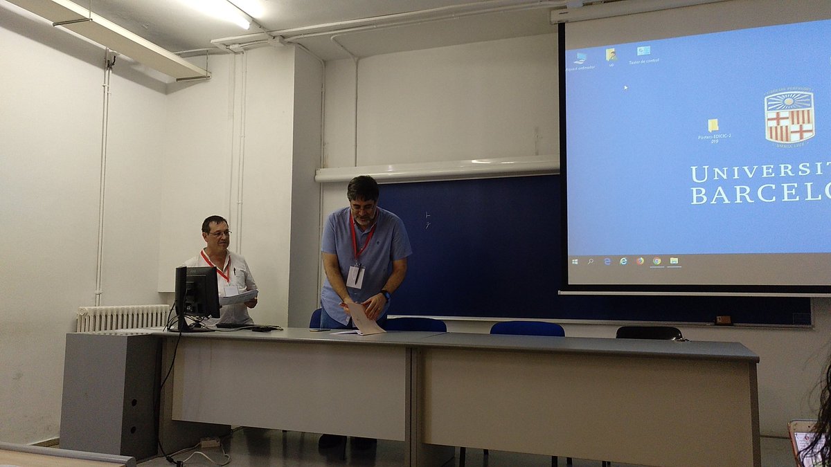 CandelaOlle's tweet photo. Lista para presentar el póster #maredata de @maredataproject en @IberEnc #EDICIC2019 https://t.co/OFVfWkUhBV