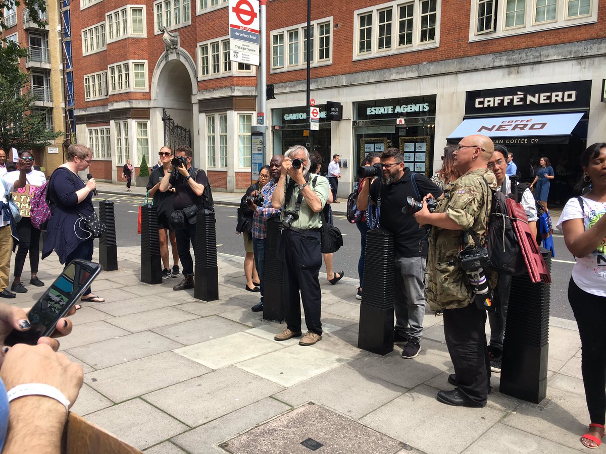 ACTUP_LDN's tweet photo. #BringBackPN emergency demo at Home Office now demanding to bring back unlawfully deported PN @followMFJ @lgsmigrants @ACTUP_LDN https://t.co/vRZrpwEz4U