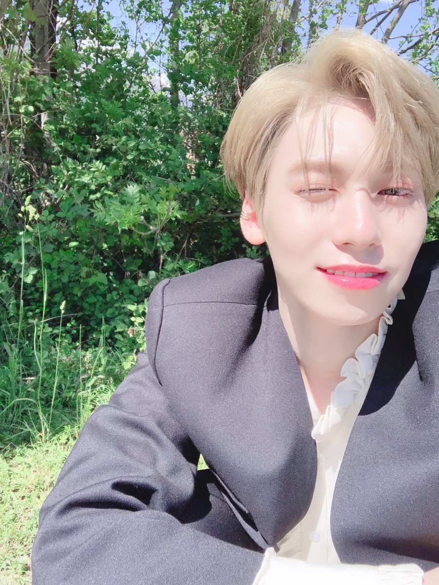 official_ONEUS's tweet photo. [#건희DAY💕]

끝인 줄 알았��~~!?
투문들 보고 싶어서 또 왔어요!
우리 달님들 항상 사랑해요!

건희DAY 진짜 끝!🌎💕 https://t.co/JFEa1tLHfa
