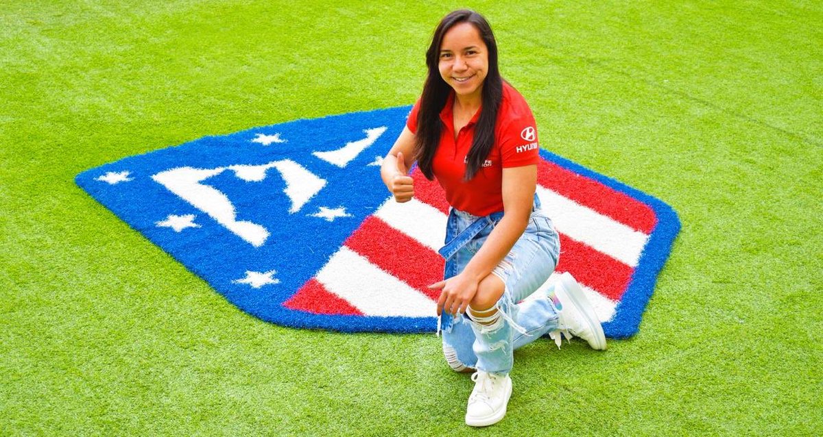 CharlynCorral's tweet photo. Muy contenta de empezar este nuevo ciclo en mi carrera de la mano del @atletifemenino - será un orgullo enorme representar estos colores. A mi familia y a toda esa gente que siempre me ha apoyado, ¡GRACIAS! 

Madrid: te veo pronto, tenemos objetivos que cumplir 😉 #AupaAtleti https://t.co/5ANnmfhthB