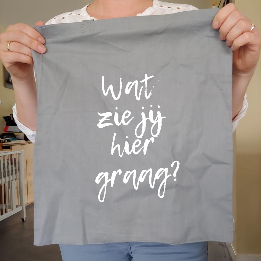 #idee: mooie inspirerende of grappige quote op een tas of t-shirt. Zoals op deze tas, die in de goodiebag zit die je cadeau krijgt in de #zomeractie bij #dagtraining #opleiding. Je kunt hem natuurlijk leeg laten, een quote erop is ook leuk. Welke quote zou jij erop zetten? (1/2)