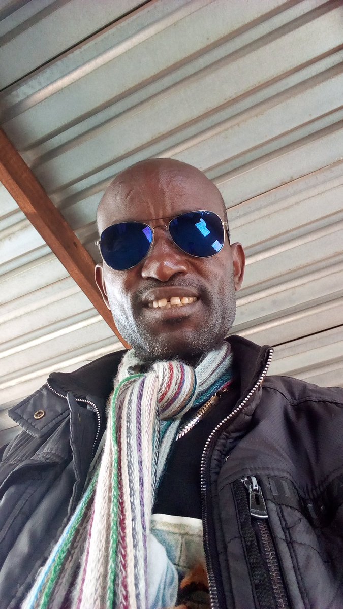 patricknjolomol's tweet photo. working hard for something we don't care about is called Stress,  working hard for something we love is called passion https://t.co/5OjLr2GnZ4