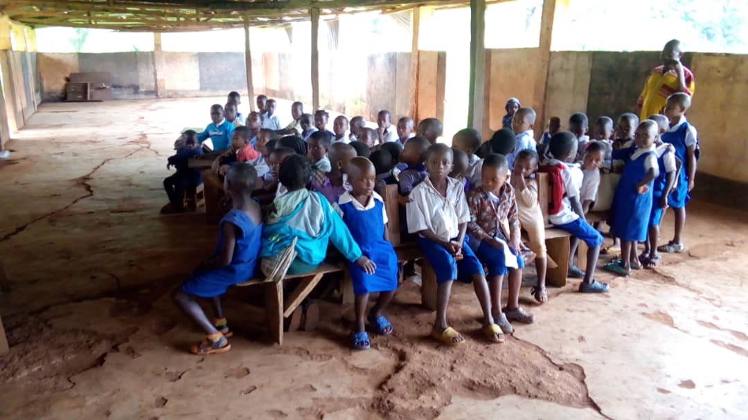 We can't subject our kids to this inhuman conditions as seen at Umura Primary School, Ugbaike and expect them to compete globally in this age and time. @GovUgwuanyi, it is time to #FixPublicSchools in Enugu State. @julietkego @Buchyogba @The042Network @Eduplana_NG @anglepointedu
