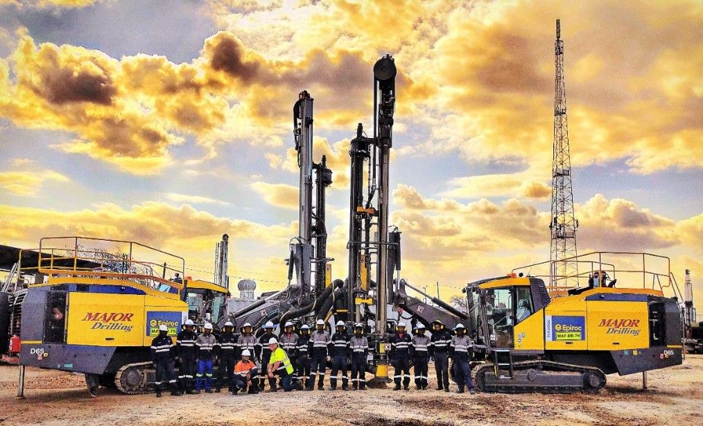 MajorDrilling's tweet photo. The #MajorDrilling #Mozambique team works around the clock using expert #DrillandBlast techniques to achieve impressive results in Tete Province: https://t.co/yUfhhf4Icc #QualitySafetyResults #DefiningQuality #Epiroc #Africamining $MDI #MDI https://t.co/IQJBAHi1Pn