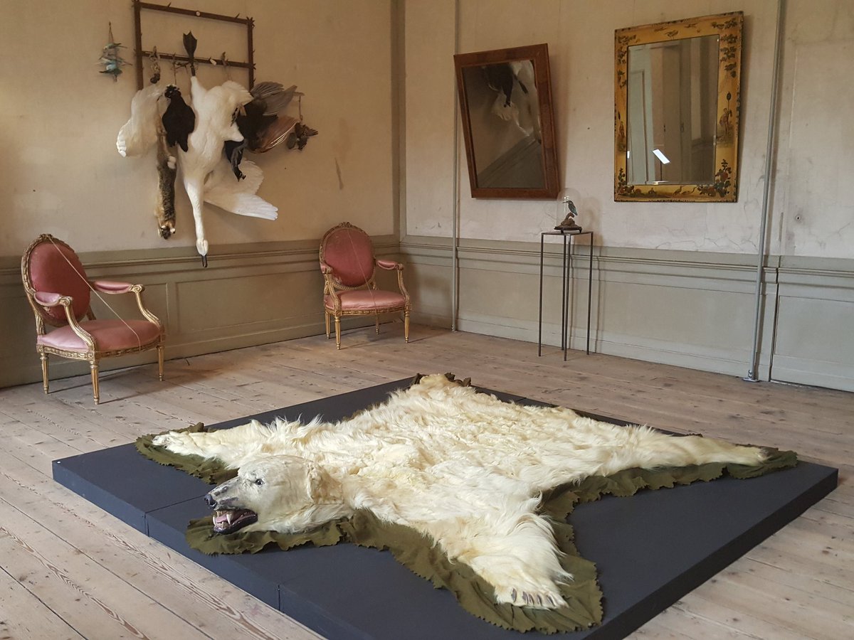 Wat 'n heerlijke plek blijft het om over #tijd te peinzen: #popupmuseumoudamelisweerd. <a href="/Popupmuseumoud1/">Popupmuseumoudamelisweerd</a> Zo fijn dat het weer open is door initiatief van <a href="/MuseumHuisDoorn/">Museum Huis Doorn</a> als onderdeel vd samenwerkende #kasteelmusea <a href="/slotzuylen/">Slot Zuylen</a> <a href="/AmerongenCastle/">Kasteel Amerongen</a> <a href="/kasteeldehaar/">Kasteel de Haar</a>