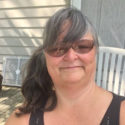 demomma1's tweet photo. #NewProfilePic https://t.co/8VO0kYZy5k