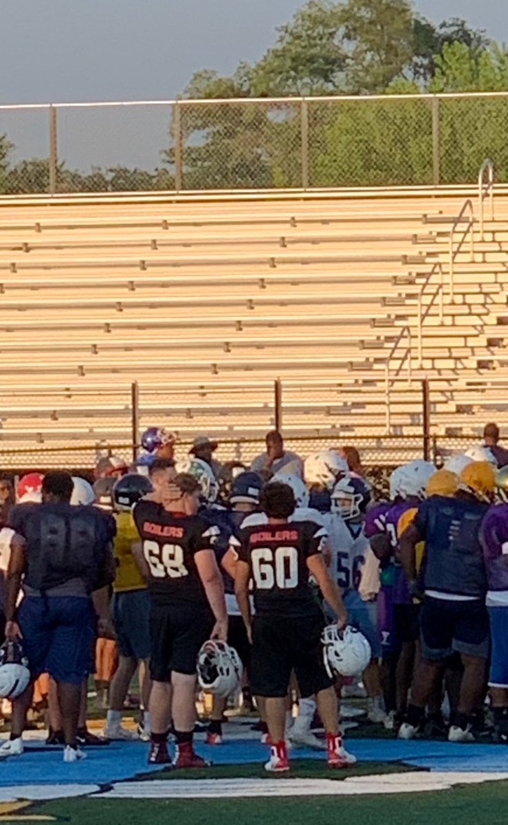 RobertL815's tweet photo. Forgot to post about it but Thank you to the @McKFootball For allowing me to come out for their footballcamp on Monday! @BBCHSAPT @CoachGrantFB @CoachBigPete @BBCHSFootball https://t.co/KJX5woZ9ZK
