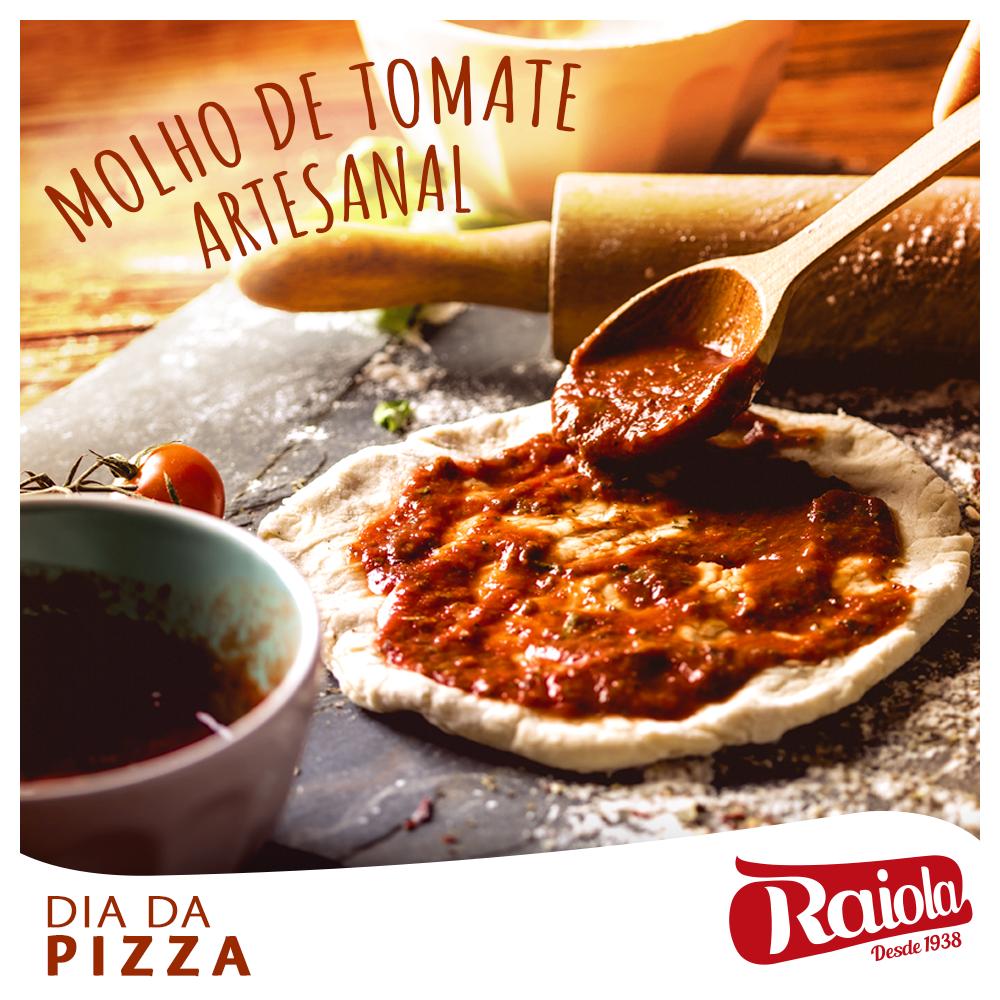raiolafood's tweet photo. O Sucesso de uma boa pizza 🍕começa no preparo do molho, por isso, a qualidade dos produtos faz toda a diferença. Confira a dica que preparamos especialmente para este dia: https://t.co/ZnNZGahuGm

#molhoartesanal #pizza #diadapizza #saborRaiola https://t.co/FfEQ1XdSze