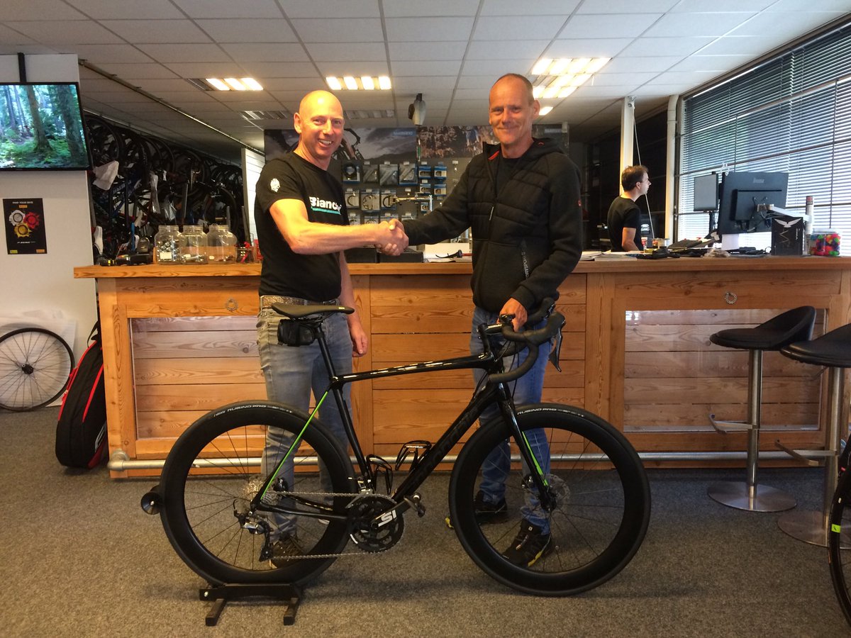 Hard werken betekent ook dat ik hard kan fietsen op mn nieuwe Canondale!! Super bedankt ⁦<a href="/Stappenbelt/">Stappenbelt.bike</a>⁩