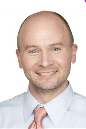 GoRocks's tweet photo. Kent Weyland '01 was named to Louisville Business First’s 40 under 40 this year! 

An incredible accomplishment for an amazing alum! Congrats, Kent! #AlumniROCKS
 
https://t.co/oQGbUxMD3y https://t.co/asPCRJCVgf