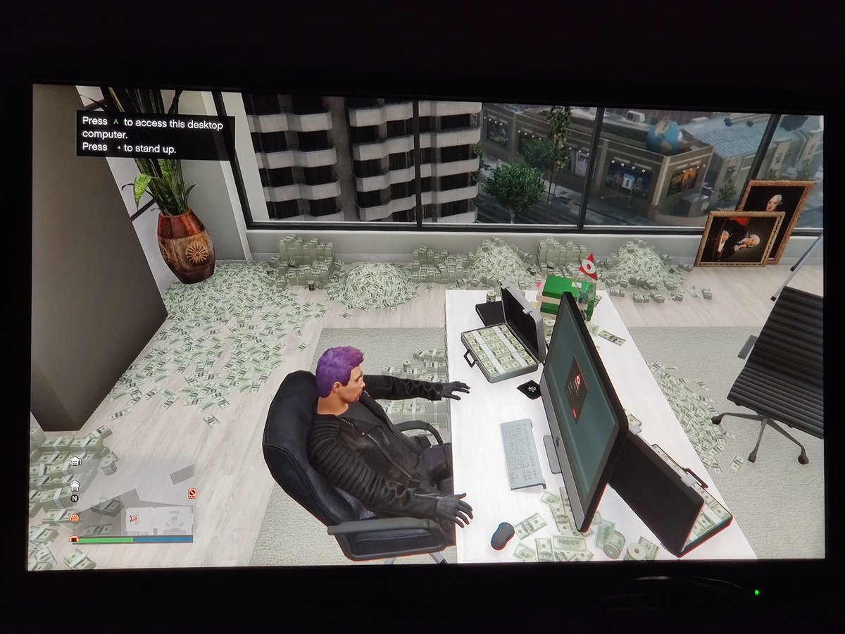 Caine19981's tweet photo. Imagine if people irl treated money like you do in GTA.

Walk into someone's gaff and there's just a load of tenners on the floor like wtf clean up ya rich prick.

#GTAOnline #GTA5 #GTA #MoneyTalks #fml https://t.co/EzlL97m5JR