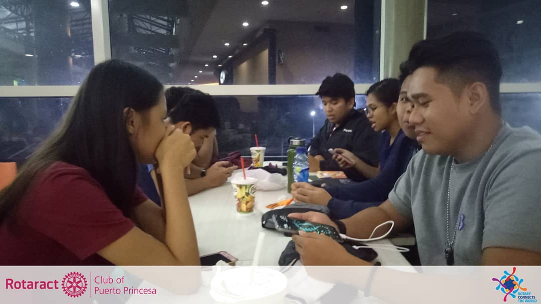 racprincesa's tweet photo. RAC PP officers conducted its first club meeting on the 9th of July at Robinson's food court. The agendas were the ff: fund raising projects, future projects, etc. https://t.co/jtOJ0696aX