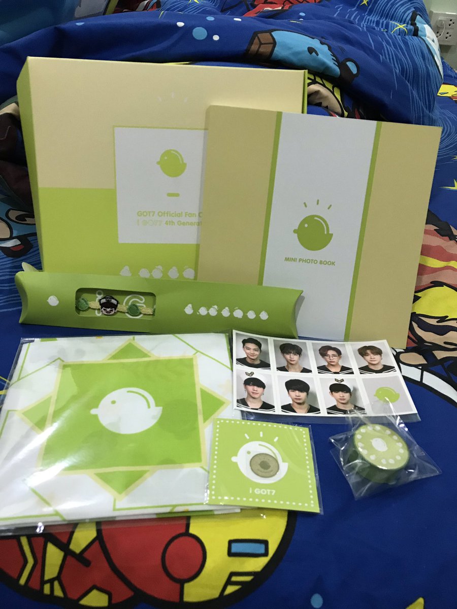 BornthisKP's tweet photo. I GOT7 gen4
💚 ยกเซ็ท+กล่อง 1,800บาท EMS

     💛กำไลยูคยอม  500บาทRG
     💛ผ้าโพกหัว 450บาทRG
     💛Photobook 350บาทRG
     💛SHIELDSticker  200บาทRG
     💛Tape 200 บาทRG
     💛IDPhoto 200 บาทRG
#GOT7 #ตลาดนัดอากาเซ  #ของสะสมgot7 #ของสะสมกัซ #ตลาดนัดgot7 #ตลาดนัดอากาเซ่ https://t.co/B11qDLVM7o