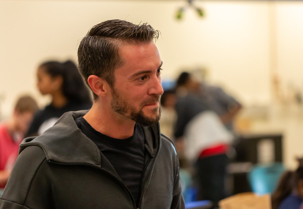 Special guest speaker Kyle Fordham visited #InventionBootcamp last week to teach us about "Customer Discovery" -- an important aspect of inventing for peoples' needs, how they experience the world, and how innovations can improve their lives! <a href="/LemelsonFdn/">Lemelson Foundation</a>  @MCECSpdx