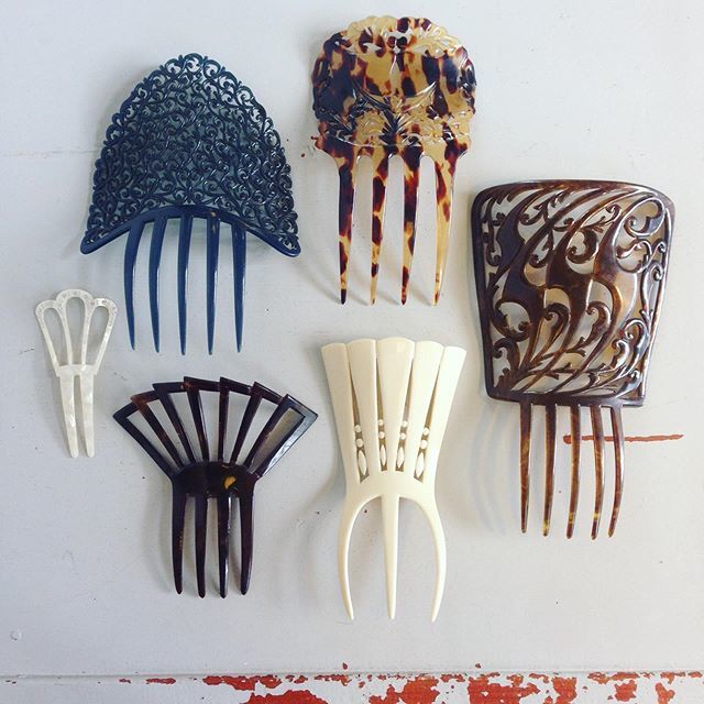 HBEdinburgh's tweet photo. ||| We have a pretty special collection of decorative vintage combs at Hb. Here is a wee selection ||| https://t.co/cIBInokiNs https://t.co/rpGkPdieed