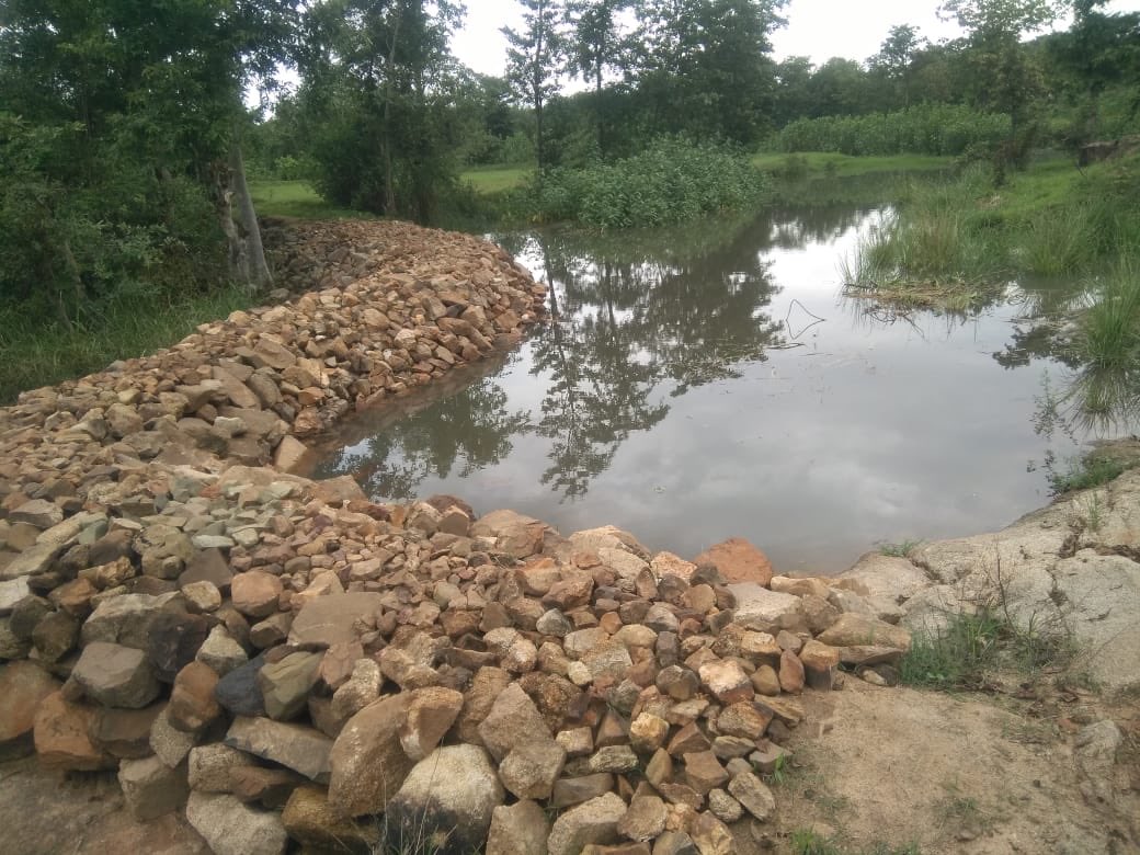 IASTripathiCG's tweet photo. #LBCD #JalShaktiAbhiyaan baramkela , rain water conservation in full swing #WaterConservation @DPRChhattisgarh @ChhattisgarhCMO @ https://t.co/1sKuPUcUn5