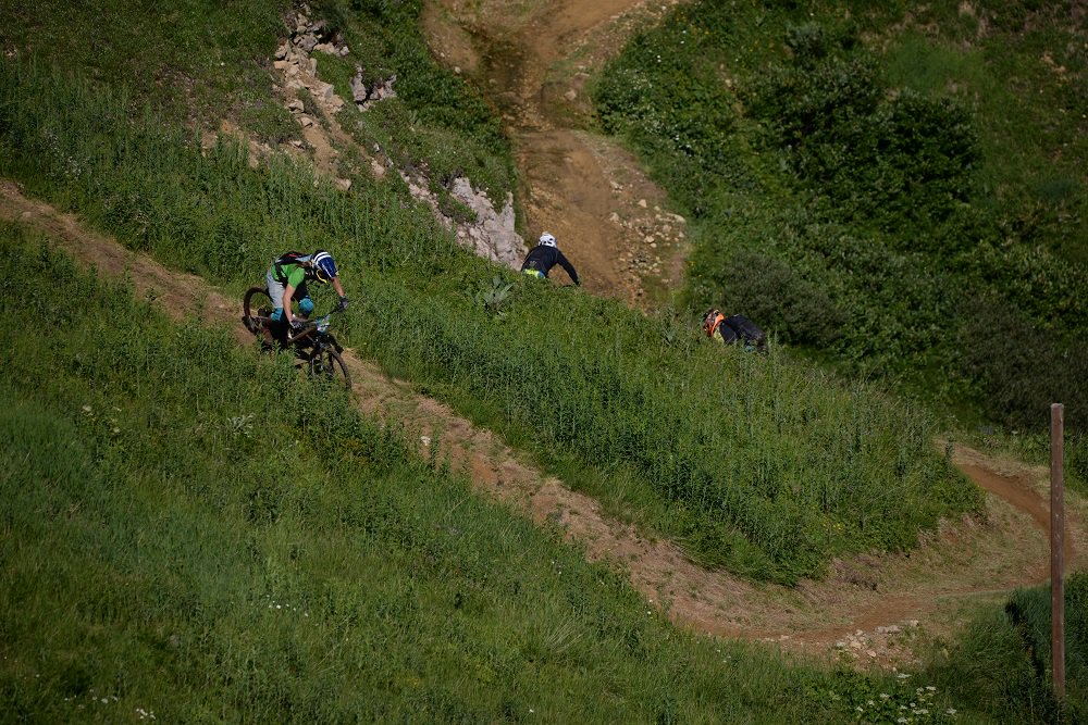 Chain__Reaction's tweet photo. Results from the Enduro D'OZ coming through now: https://t.co/60v4oH36uF
Plus some pics taken at the event this morning!
#MEGAVALANCHE #mtb #mtbrace #mtblife #frenchalps #race #vtt #alpedhuez #MASSSTART #MASSSTARTSERIES #MEGAKID #ebike #ebikerace https://t.co/H57b1cFTCP