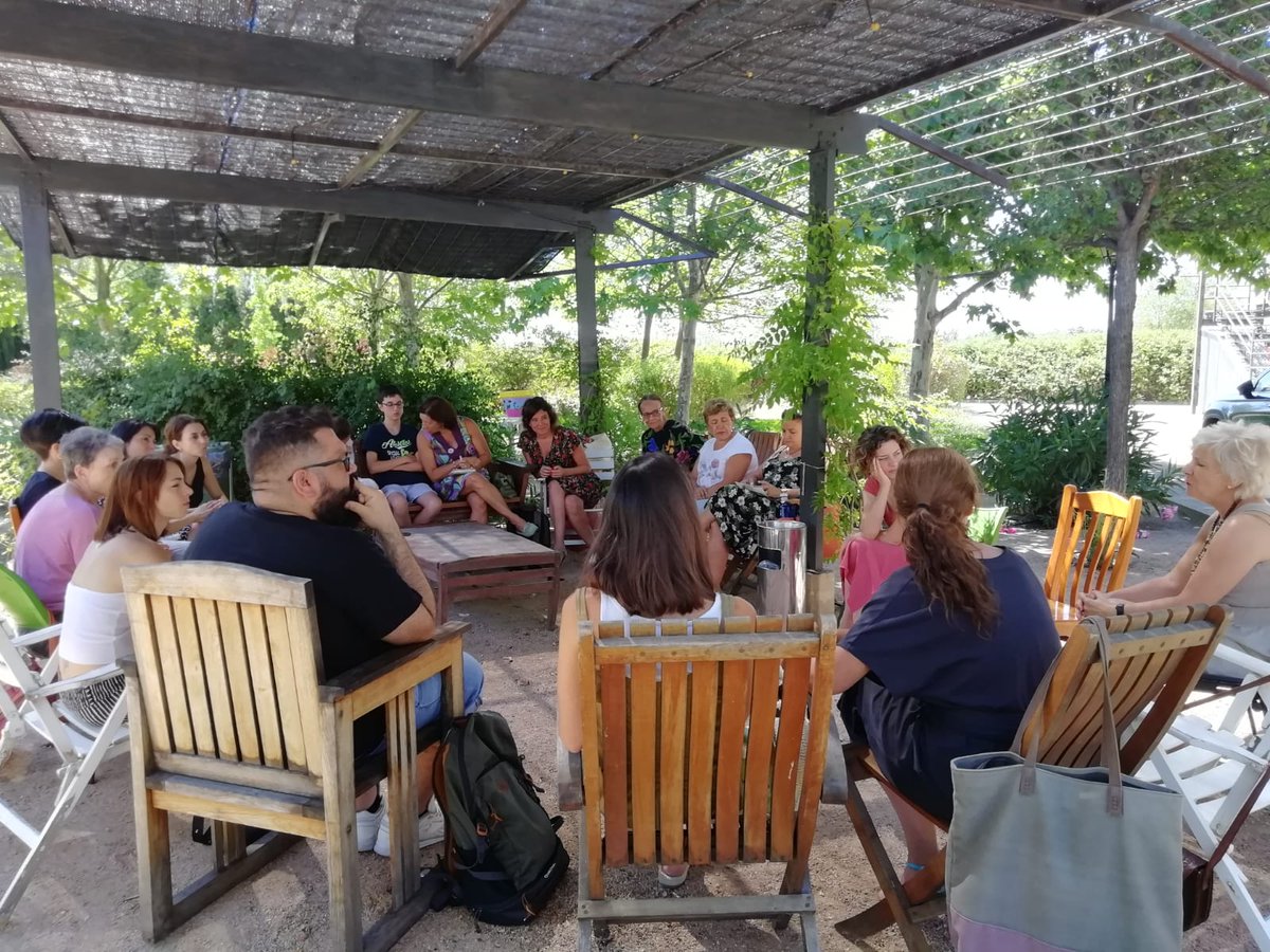 FundacionTUYA's tweet photo. Seguimos disfrutando de las acciones y los encuentros de #LaKonectiva @FAprocor  @Fundacionmanantial @A_Toda_Vela @GrandesAmigos__ @esterortega07 "Construyendo barrios que funcionen bien para todas las personas" https://t.co/HqVeScefwk