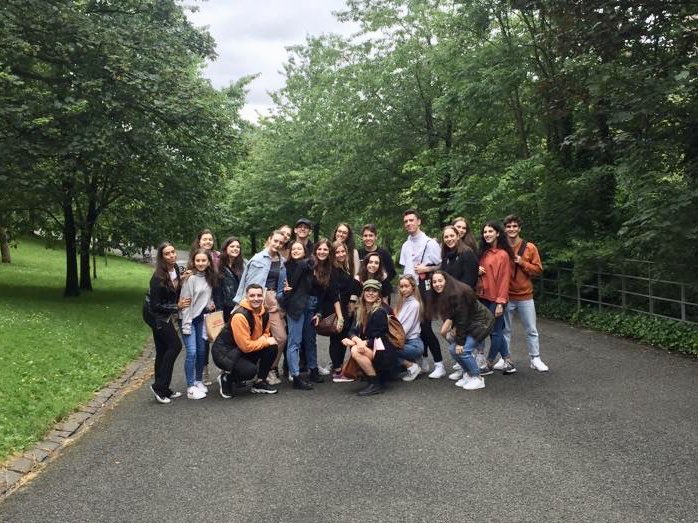 compagniaebd's tweet photo. #dancedialogues
DAY OFF for the DIALOGUES’s dancers!
#egribiancodanza #ballettoteatroditorino @PiemonteDalVivo @scottishballet @lorrainejamie1 https://t.co/OcEf5eVx3w