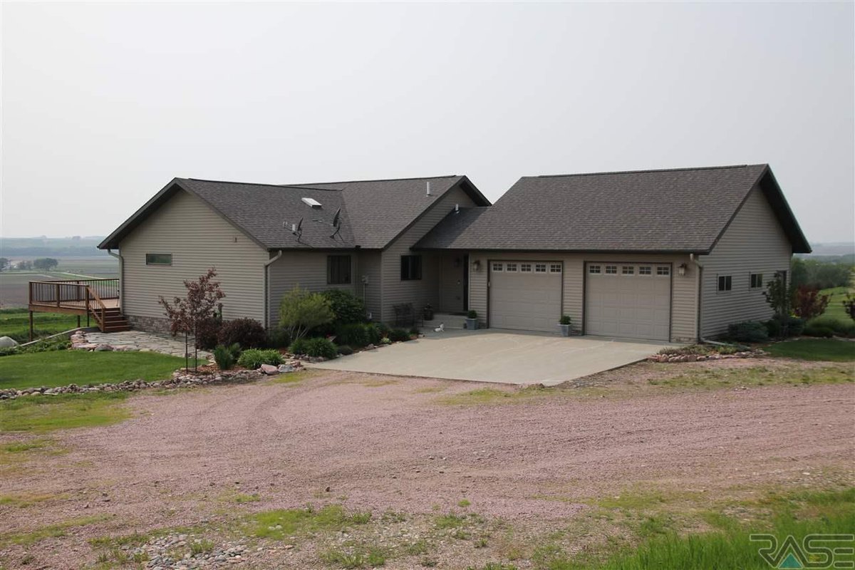bsic's tweet image. Check out my #listing in #Hawarden #IA  #realestate #realtor tour.circlepix.com/home/E7MDQE