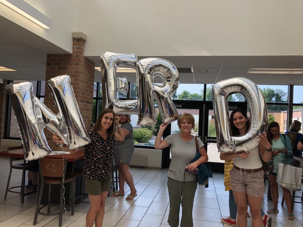 jillann_west's tweet image. Grateful for nErD Camp and sharing passion for literacy, children and an overall better world of creative, empathetic humans. Always fun and inspiring learning from incredible creators along side these beautiful educators and friends. #nerdcampmi2019 #rcspride Thanks @colbysharp