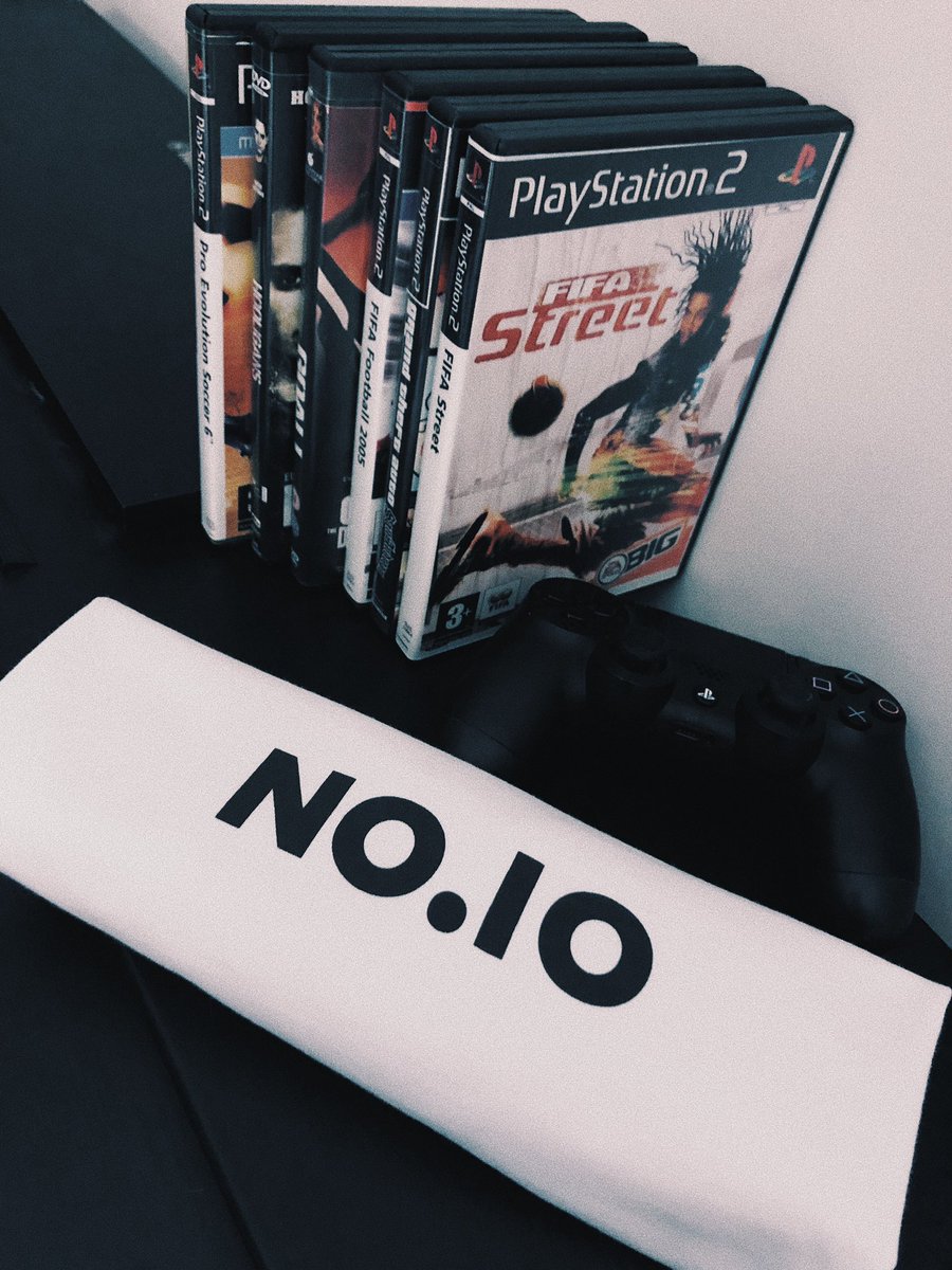 no10store's tweet photo. NO.10 tee in ◽️ | Worldwide shipping 

- https://t.co/pJRZkJYJ3j https://t.co/c6ShKJx8Xh