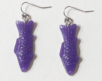 BackGrape's tweet photo. Would love to make these for my wife, but-- oh yeah! I can't! Because @CadburyWorld stopped making Grape Swedish Fish in 2006! Come on!! Ugh!!
@CadburyUK / @RuthCadbury /@CadburyAU / @CadburyIreland / @CadburyArabia / @CadburyCanada / @CadburyMY / @CadburyUSA https://t.co/iCK6HOwJrD