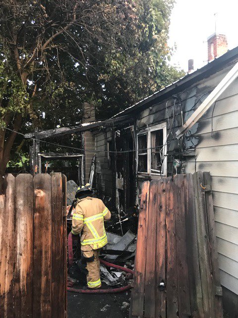 IdahoFallsFire's tweet photo. EARLY MORNING FIRE ON 19TH STREET -- When firefighters arrived on scene they discovered the back porch to be fully involved in flames that extended to the backside of the house.  https://t.co/xBmsrH6HEC https://t.co/KLkzn1m4wj