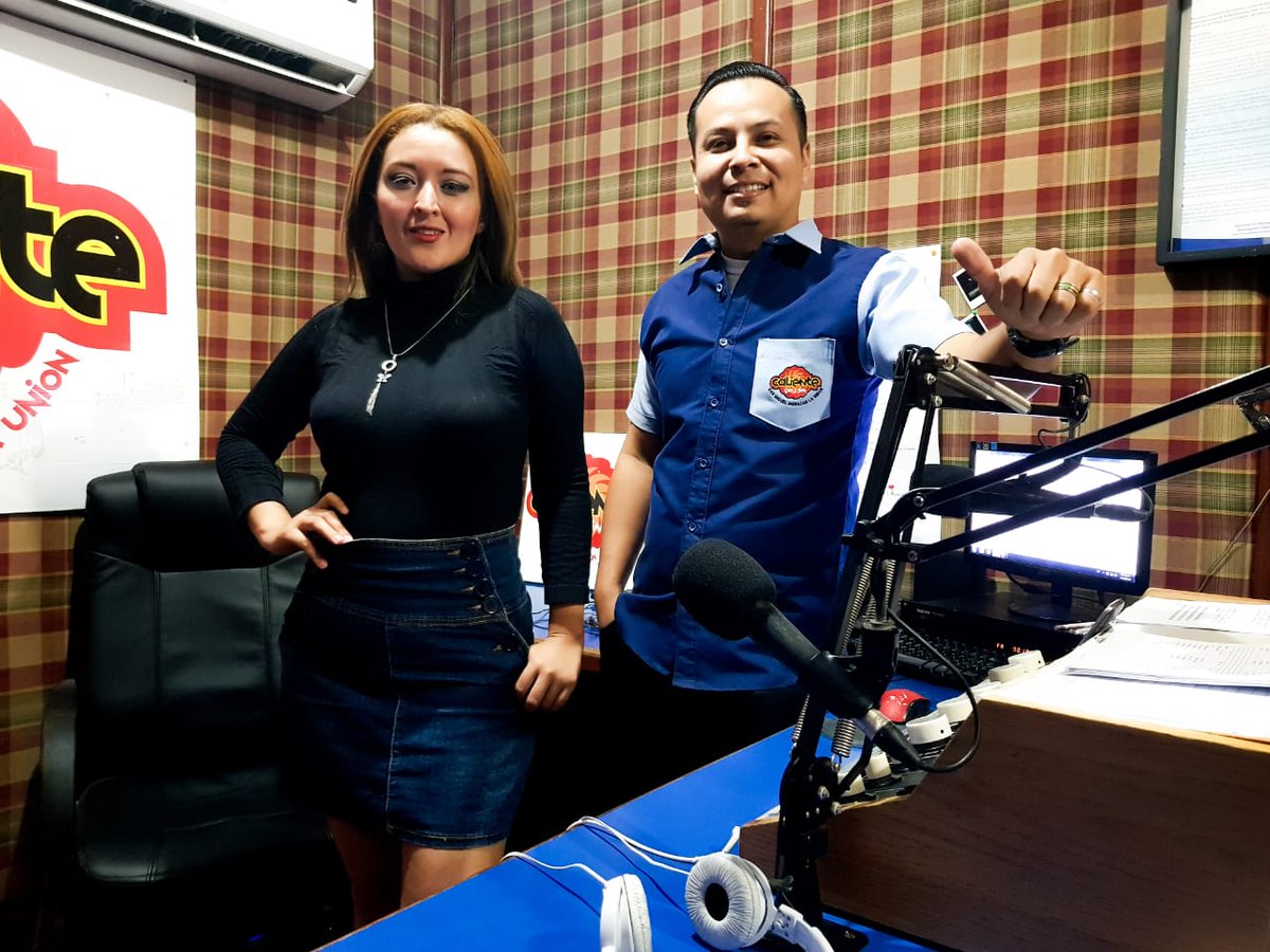 RadioLaCaliente's tweet photo. Buenos Días Mi Gente ✌

#LaFormulaNueveCeroUno con Yami &amp; Némesis la combinación para que la pases bien
Bendecido miércoles pueblo! 

Comunícate con nosotros
Línea Telefónica: 26612023
WhatsApp: 76434264
Instagram: @caliente90.1fm 
Facebook: Radio La Caliente Fm El Salvador https://t.co/PzkintzcBL