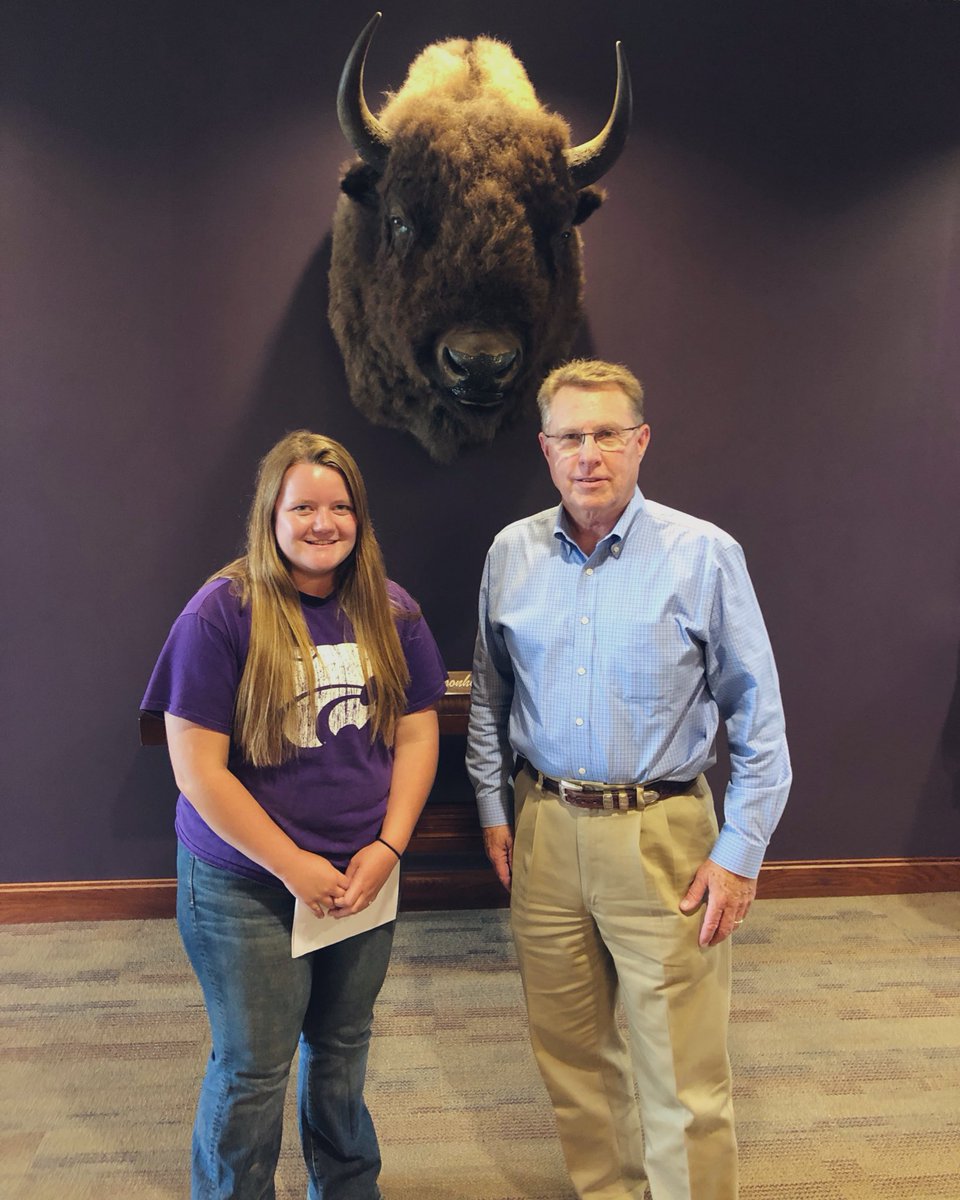 hsckansas's tweet photo. Enjoyed the opportunity to meet our new secretary of Ag, Mike Beam, and learn the history of Dwight D. Bisonhower on Monday! 
@KansasDeptofAg #Kansas #KsAg https://t.co/Yf62Niz8Zb