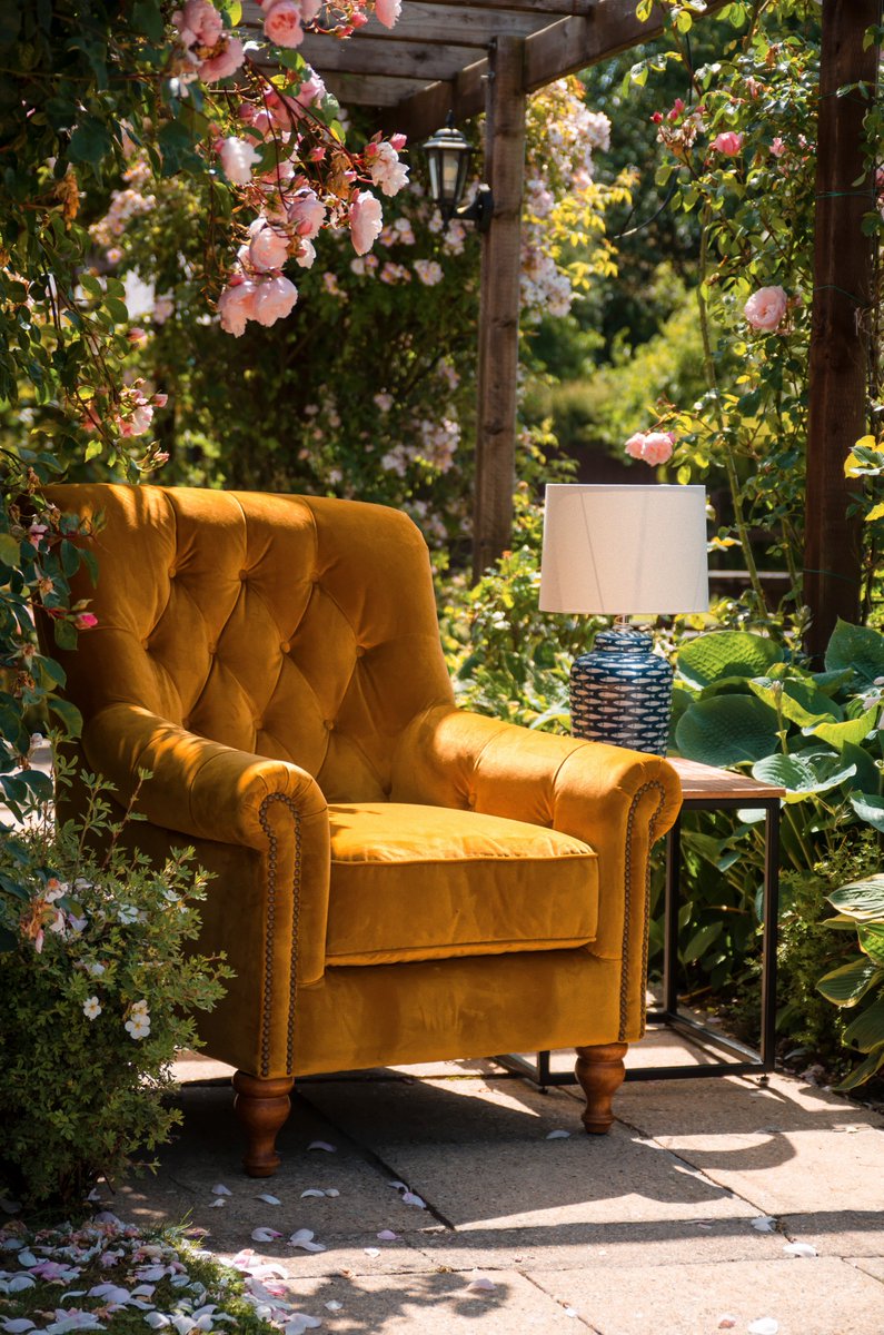 A World of Furniture (@worldfurniture) on Twitter photo Just love doing these "out and about" shots - here's another from when we found ourselves in the delightful setting of <a href="/LangtonArms/">Langton Arms</a> 😍
#aworldoffurniture #interiors #furniture #accentchair #homedecor #furnituredesign #interiordesign #homedesign #inspired #home #design #decor Just love doing these "out and about" shots - here's another from when we found ourselves in the delightful setting of <a href="/LangtonArms/">Langton Arms</a> 😍
#aworldoffurniture #interiors #furniture #accentchair #homedecor #furnituredesign #interiordesign #homedesign #inspired #home #design #decor