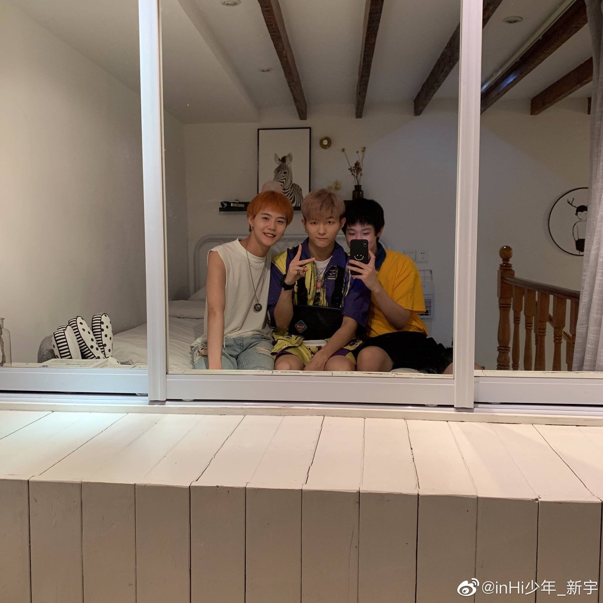varsityV_unoff's tweet photo. ☆ Xin UPDATE ☆

#바시티V #바시티 #VarsityV #Damon #Xin #Jaebin https://t.co/Dhe4Gu7qHs