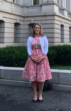 NHHEAF's tweet photo. Our President & CEO Christiana Thornton is in Washington, DC today, meeting with The White House Domestic Policy Council on higher education issues. #nhheafpride #college #NH https://t.co/GiImNViSsy