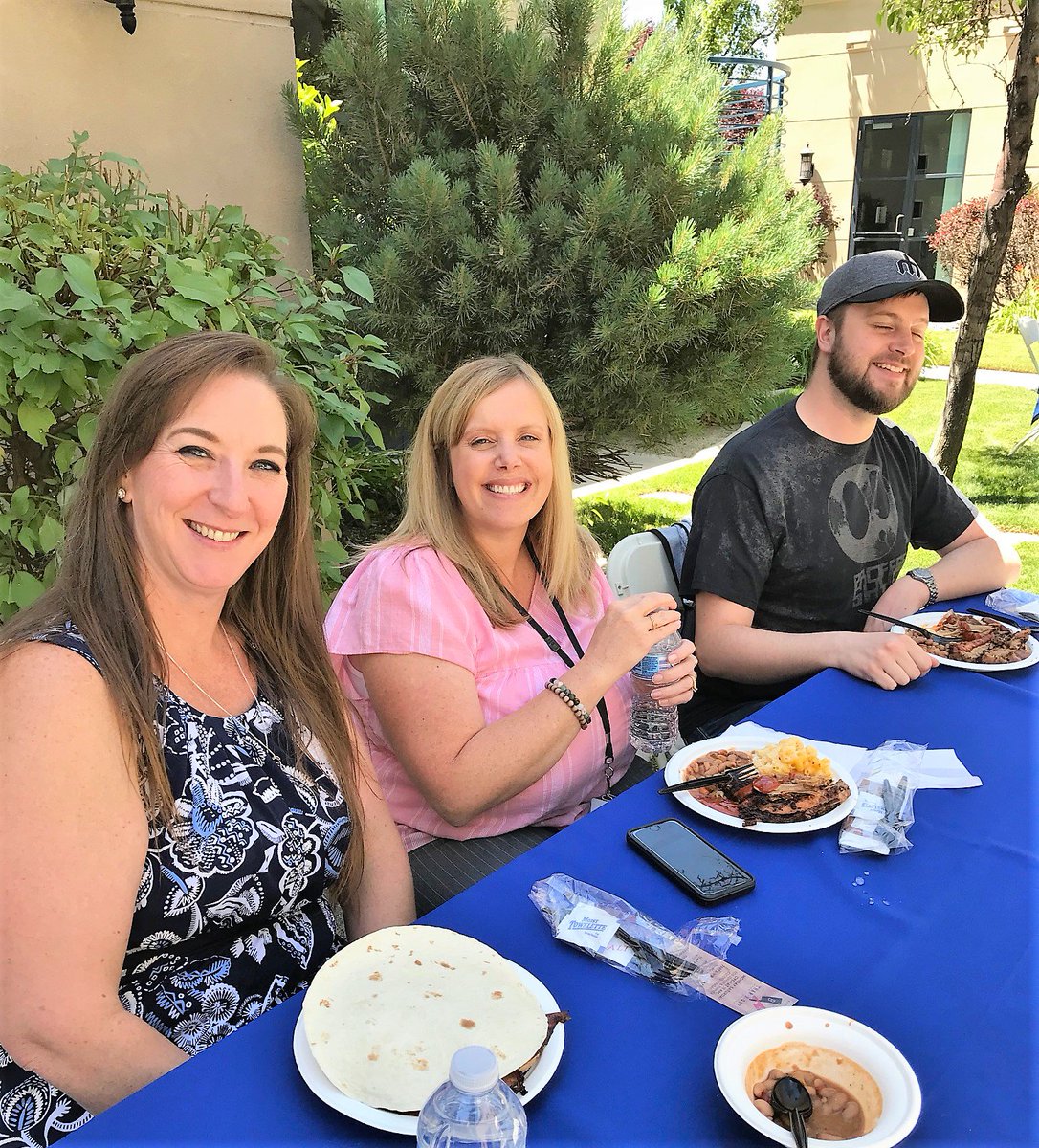 Epminerals's tweet image. Just another day at the Reno office. Fun summer bbq with all of our management team in town. Thanks J.P. Blanchard, Jennifer Jarboe, David Copley, Larry Clawson, Al Kaczanowski &amp;amp; Kunal Nadkarni. #ussilica #epminerals #keepthingsfun
