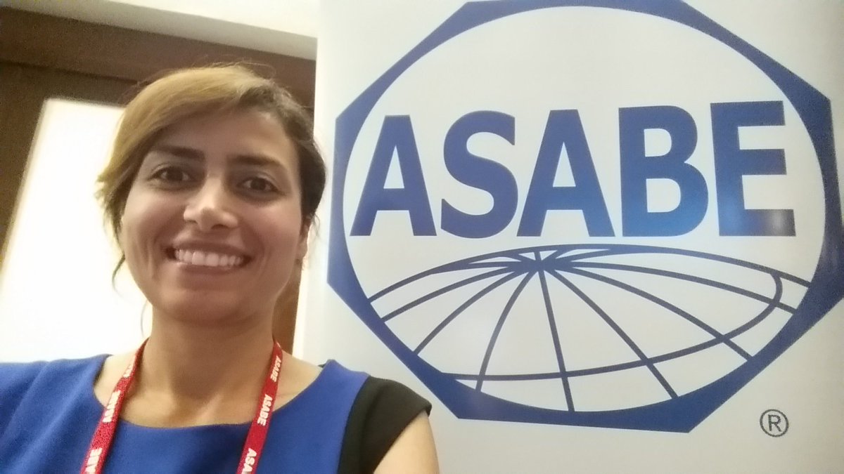 sanazjar's tweet photo. At #ASABEAIM19 in Boston: caught up with old colleagues and made new ones, presented on Hyperspectral package in #PlantCV, announced #AgRA dataset working group, and had great seafood! https://t.co/NGK56HgEyG