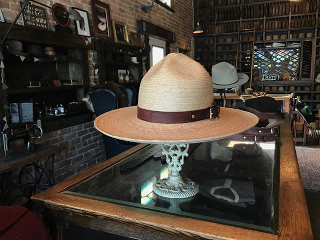 tattonbaird's tweet photo. Palm Campaign...
.
#tattonbaird #straw #campaignstyle https://t.co/7hw8sbCl5O https://t.co/1Ynj65jjXu