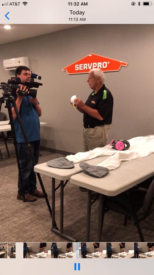 SERVPRO3702's tweet photo. See that fellow in the black & green #hero shirt? That's Richard Hastings, owner of #SERVPRO of Cape Girardeau & Scott Counties. Tune in to #KFVS-TV tonight. He'll educate you on #molddamage, the proper equipment to wear & more. https://t.co/5STG9GfU3x