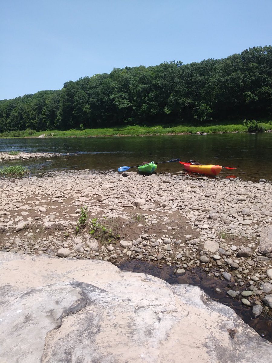MontiFACS's tweet photo. River day yesterday! #BeWellMonti #BWMStaff https://t.co/DeRfKp4JcS