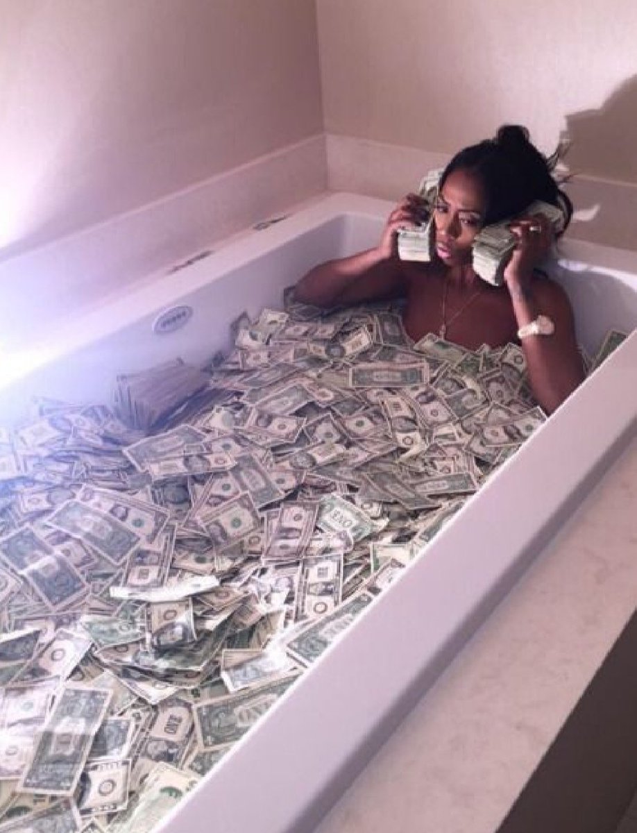 crosspenelope_'s tweet photo. I want it, I got it 💯🔥💰

#glamgirls #money #Origin https://t.co/xdNmPGuEKi
