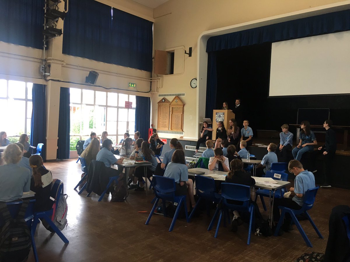 Final instructions before the big pitch #BOOST2019 #enterpriseeducation #businesseducation