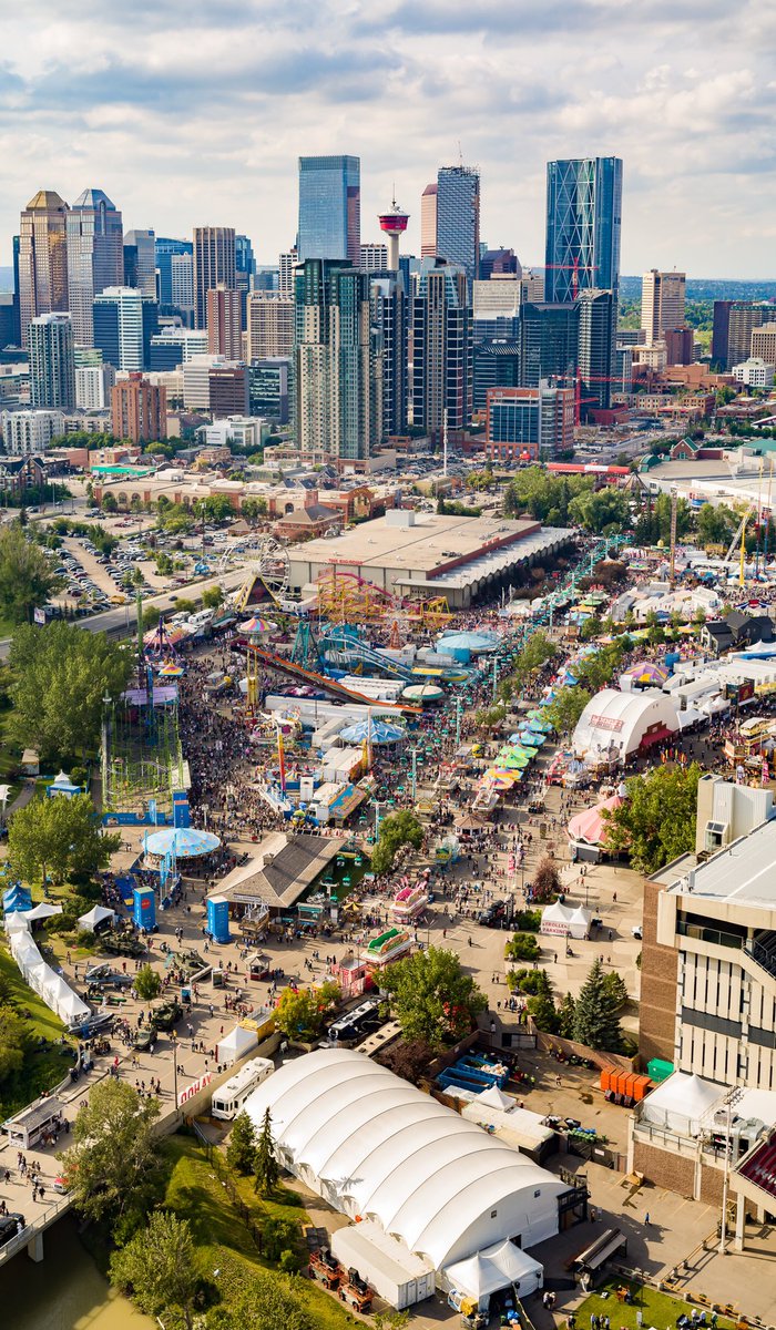 askYellowhouse's tweet photo. Happy Stampede! #yahoo #yyc
Conducted in coordination with CS, Nav Can, etc. Do not attempt. Your drone could be eaten by a 🚁 and a 🇨🇦
#yycdrones #rpascanada #inspire2 https://t.co/zbh6vlZFSD