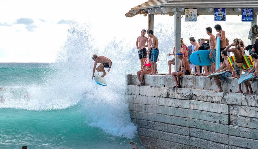 AlkiSurfShop's tweet image. Jamie O’Brien Put On an Acid Drop Clinic in Waikiki bit.ly/2JF1Jrd #Surf #aciddrop