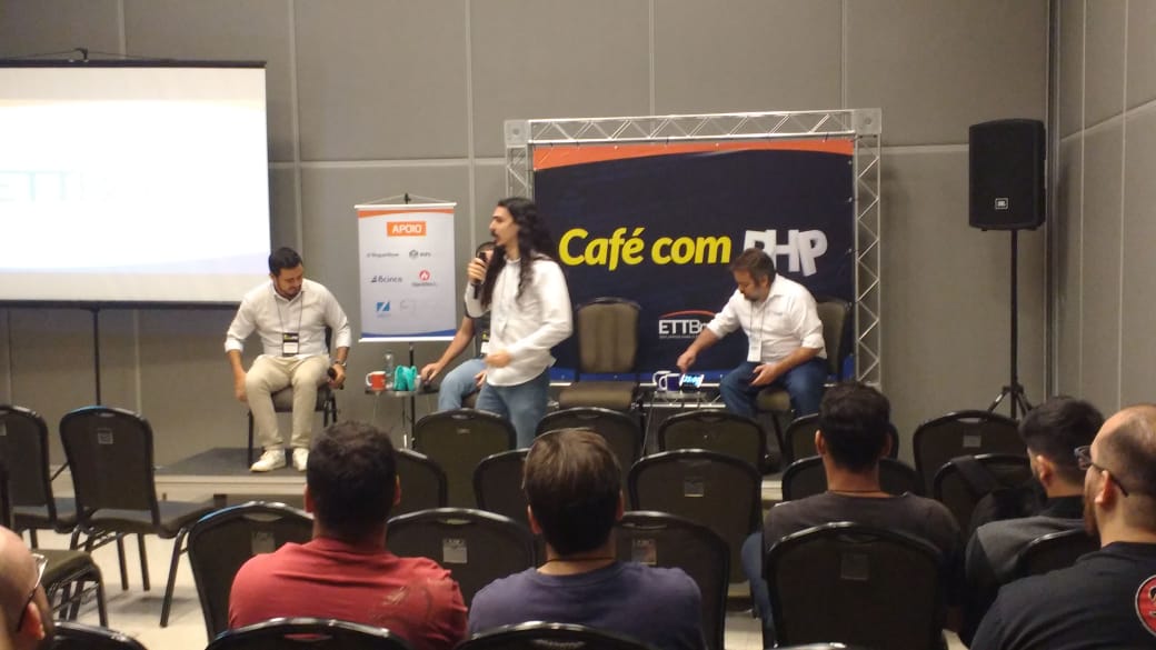 ETTBrasil's tweet image. CICB - Café com PHP - 10ª Edição!
Aqui estão alguns momentos da 10ª edição edição do Café com PHP, aguardem mais novidades sobre o próximo evento em breve!

#cafecomphp #cafe #php #10edicao #especial #cicb #tecnologia #programacao #linguagem #palestra #mesa #palestrante #publico
