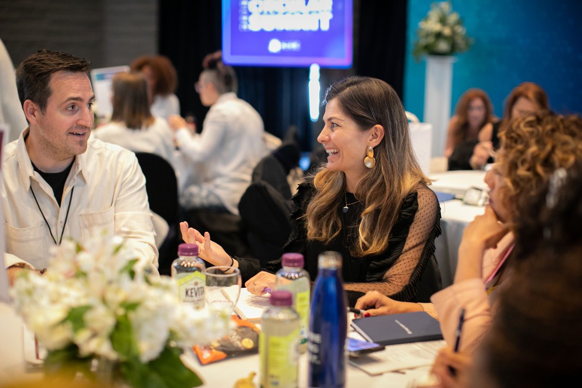 HelloAlice's tweet photo. Take me back to the #CircularSummit luncheon, where attendees got to grub with #investors and #mentors. We are setting up AMAs with awesome business minds. Who would you want to ask anything to? #Tag them below. {@Prostko @ComcastVentures} https://t.co/ZQ3V6FlbHH