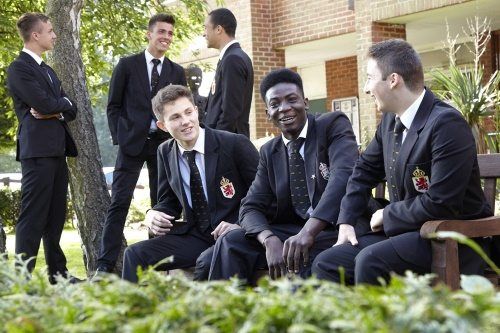 TeacherToolkit's tweet photo. Having recently visited The Windsor Boys’ School (@TWBS), this is a happy school going places! 

They have a few teaching vacancies and are particularly keen to employ a Business Studies teacher - it could be you? 

https://t.co/w8S0RcYvUk 

#MyEdHunt #teachervacancyUK #ukedchat https://t.co/FgRGXH2qkA