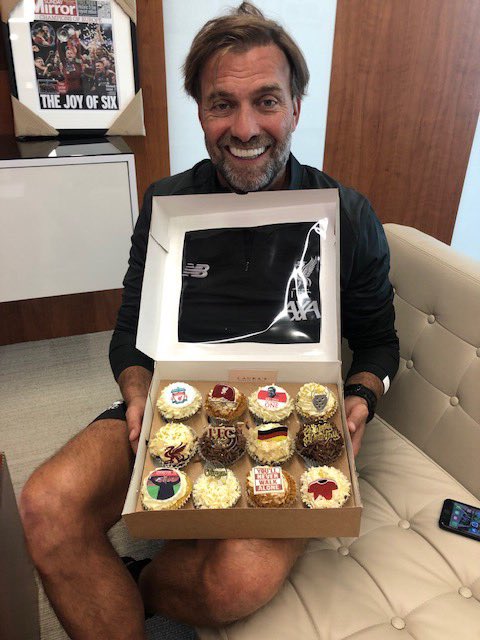 LaurasBakery tweet picture