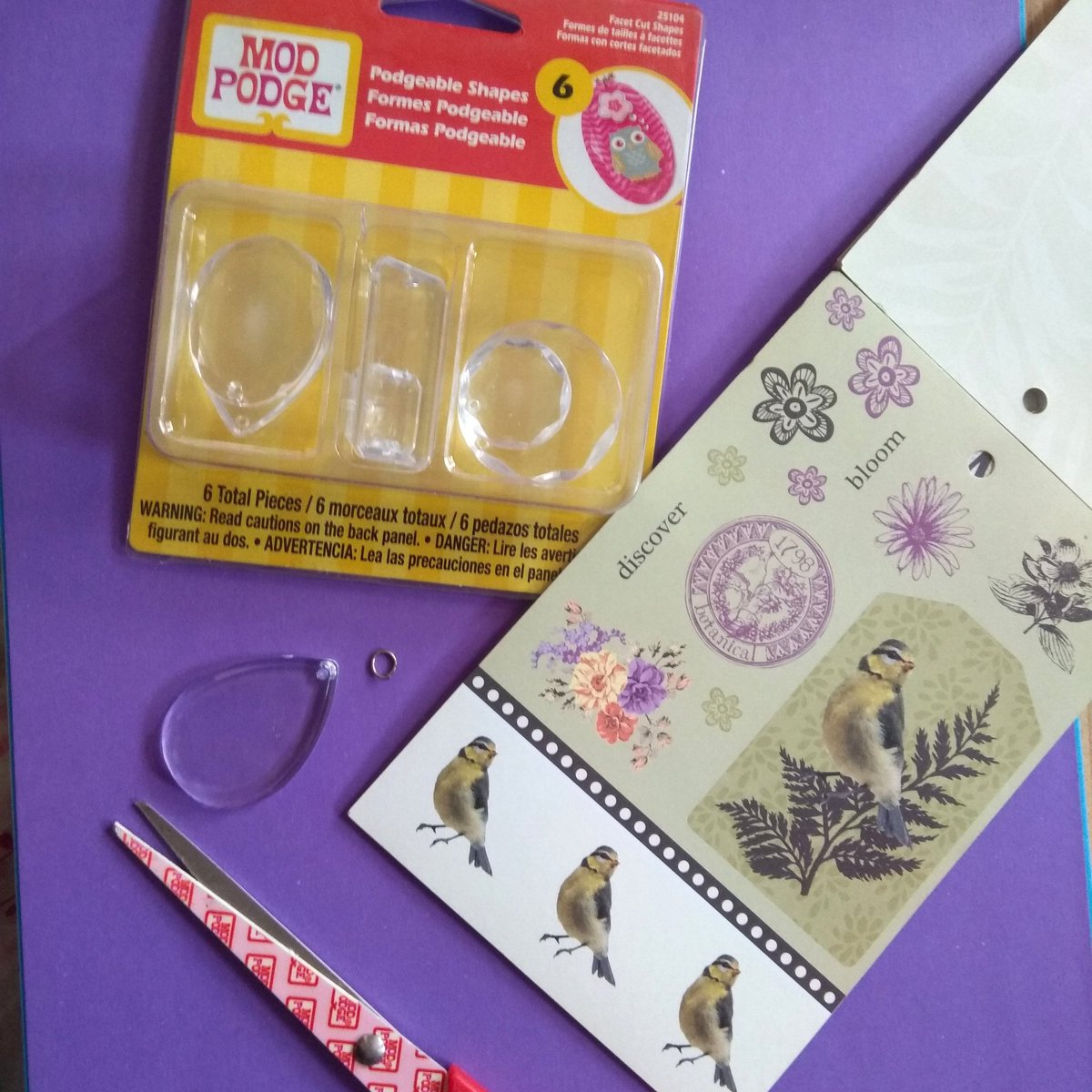 kkCreativeMind's tweet photo. Can you guess what I am crafting for my next blog post on https://t.co/CvnncMxvJ1? 
Hint:  Something vintage inspired ✨

Stay tuned to see what I create &amp; share on the blog in coming days InshaAllah ❤️

#creativekhadija #pakistaniblog 
#bloggersofpakistan 
#pakistanbloggers https://t.co/9oxRKJdXwF