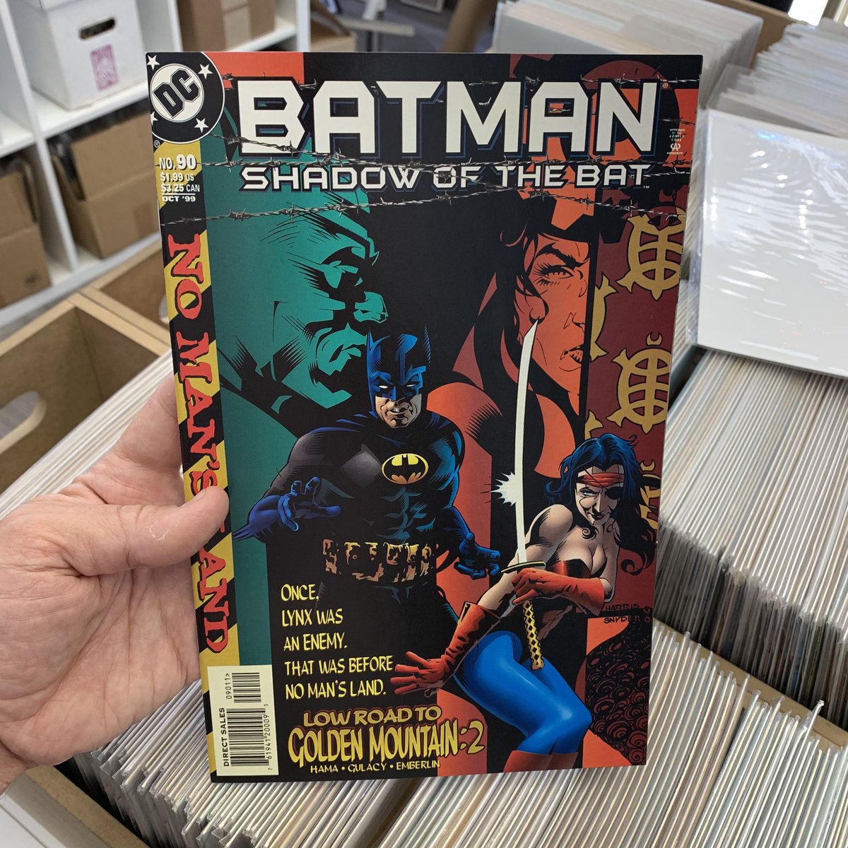 radar_comics's tweet photo. En la tienda y en la web: Batman Shadow of the Bat #90 (DC, 1999)
#RadarComics #Malasaña #Batman #NoMansLand #LarryHama #PaulGulacy #RandyEmberlin #TonyHarris #RaySnyder #DC https://t.co/RU5I242w29