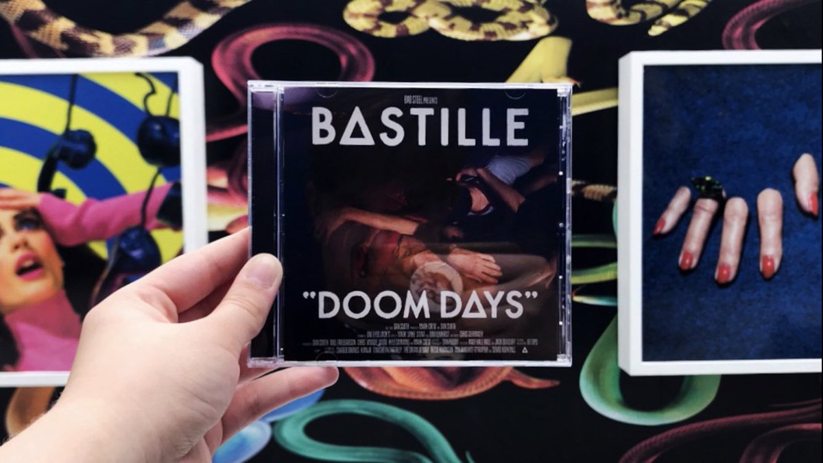 drinkfuckdance's tweet photo. i know i'm a bit late to the party, but michigan isn't super interesting, so doom days got to go on a lil road trip!
pictured here: montreal, acadia national park in maine, boston, and (downstream of) niagara falls :~)
#doomdaysworld @bastilledan https://t.co/k02SGq4kly